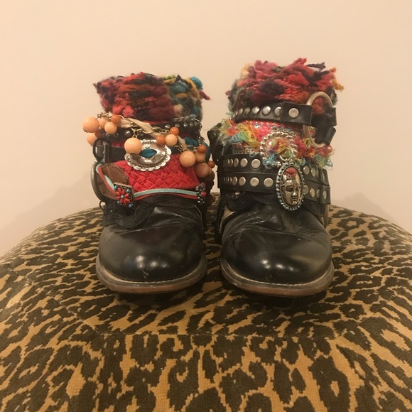 Festival boots - Picture 1 of 3